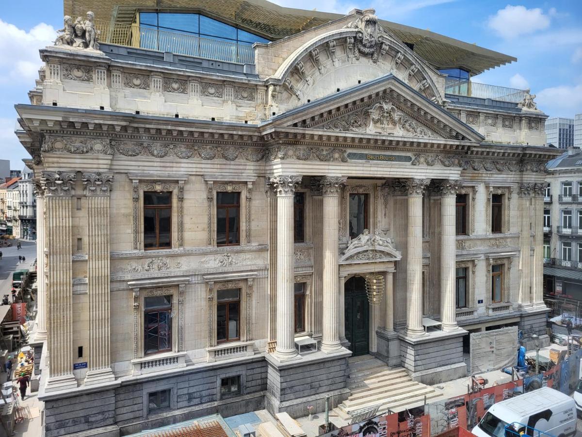 Les Pieds A La Grande Place Βρυξέλλες Εξωτερικό φωτογραφία